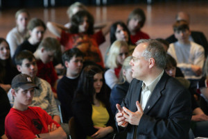 Vortrag Rechtsradikale Musik Gym. Obpl. 25.05.05