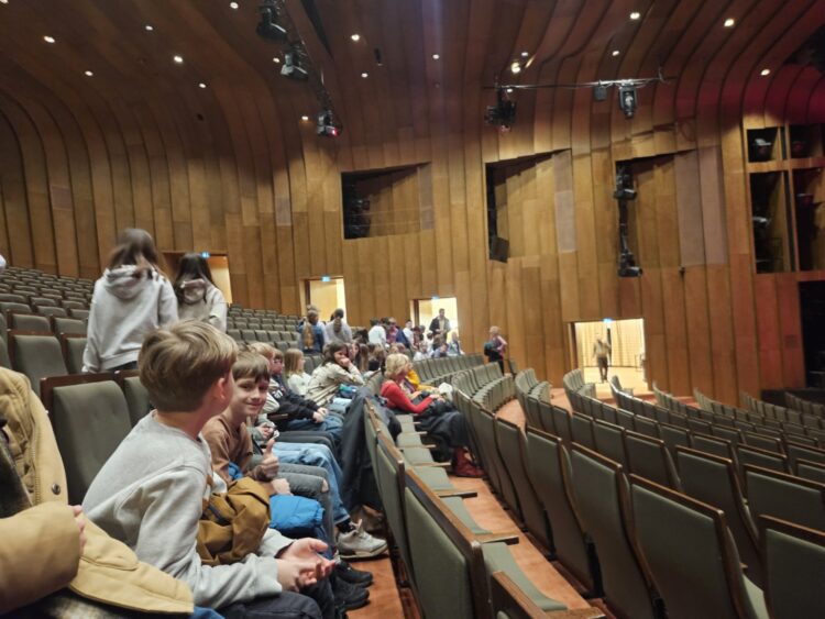 Theaterbesuch (8)