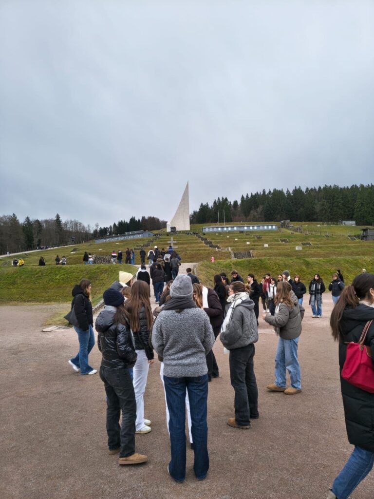 5b358759-3b4f-4db4-aaf6-8471bda4e4fb